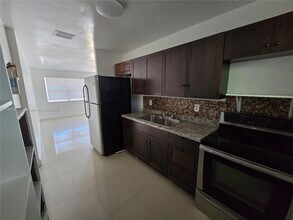 4151 SW 19th St in West Park, FL - Building Photo - Building Photo