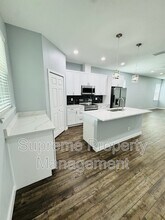 6073 Vermont Ave in New Port Richey, FL - Building Photo - Building Photo