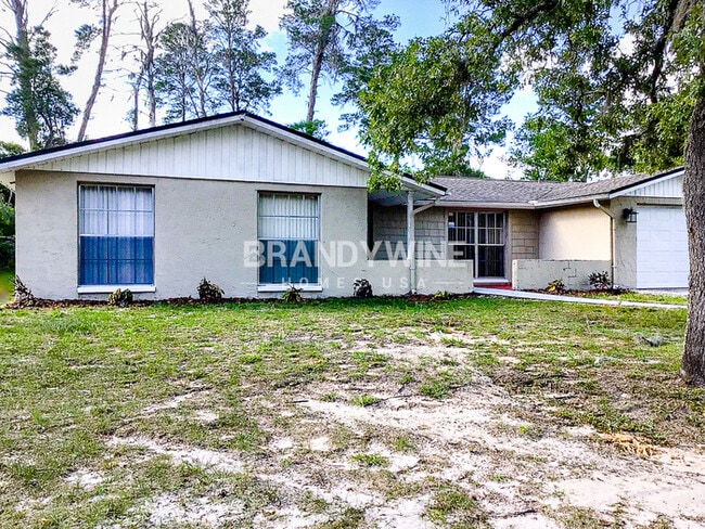 7755 Tanglewood Dr in New Port Richey, FL - Building Photo - Building Photo