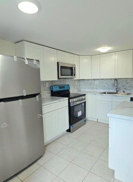 1501 Crescent Cir, Unit E44 in West Palm Beach, FL - Building Photo - Building Photo