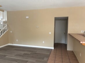 17203 Ave Del Sol in Fontana, CA - Building Photo - Building Photo