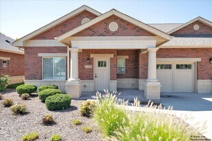 517 W Rand Rd in Arlington Heights, IL - Building Photo