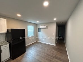 291 N Laurel St in Bridgeton, NJ - Building Photo - Building Photo