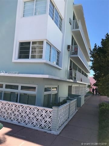 158 Ocean Dr-Unit -402 in Miami Beach, FL - Building Photo - Building Photo