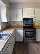 12400 Gooderham Way in North Potomac, MD - Building Photo - Building Photo