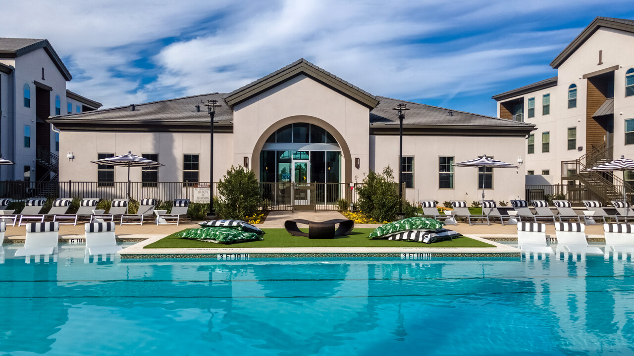 Cathedral Lakes in Spring, TX - Foto de edificio