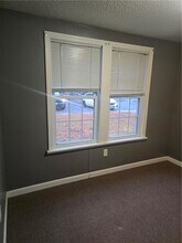 1 Boss Rd in Foster, RI - Foto de edificio - Building Photo