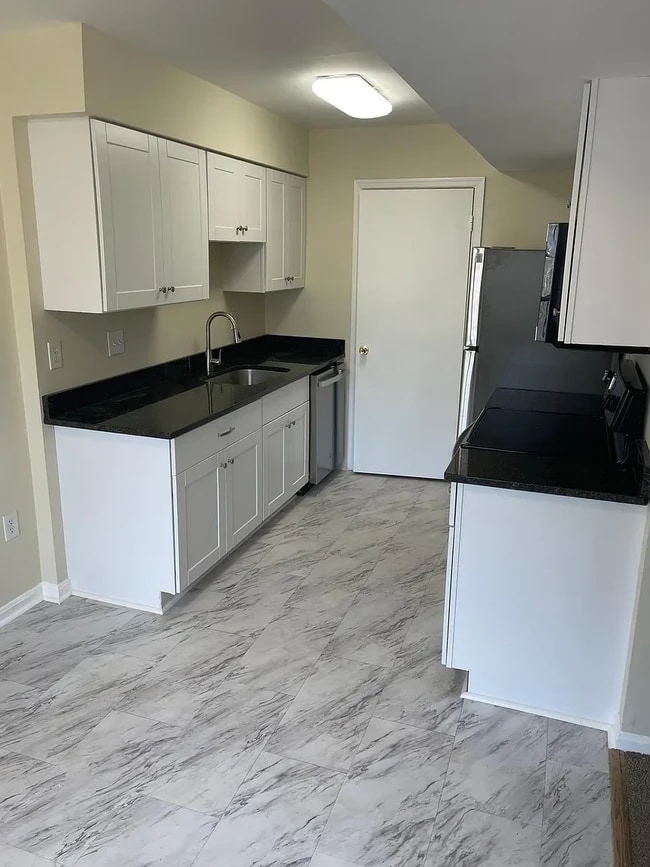 20253 Shipley Ter, Unit Shipley in Germantown, MD - Foto de edificio - Building Photo