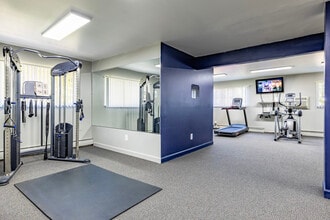 Cedar Creek Apartments in Okemos, MI - Foto de edificio - Building Photo