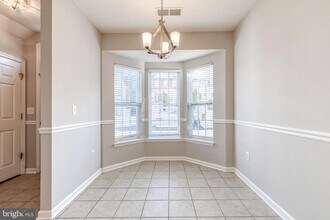 747 Heather Stone Loop in Glen Burnie, MD - Building Photo - Building Photo