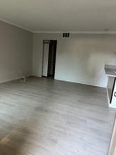 10109 Buford Ave in Lennox, CA - Building Photo - Building Photo