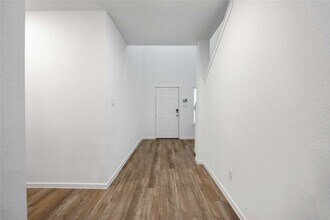 510 Belle Spgs Ln in Conroe, TX - Building Photo - Building Photo