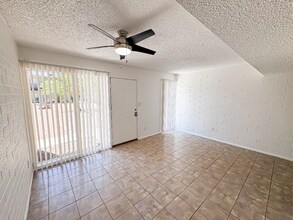 6802 N 17th Ave-Unit -12 in Phoenix, AZ - Building Photo - Building Photo