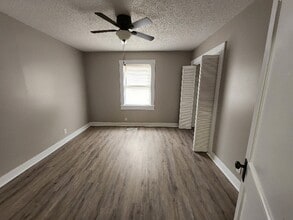 2114 Buttermilk Rd in Cottondale, AL - Foto de edificio - Building Photo