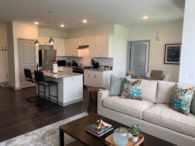 5101 Aldersgate Dr in Dublin, OH - Building Photo - Building Photo