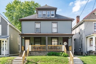 25 E Blake Ave in Columbus, OH - Building Photo