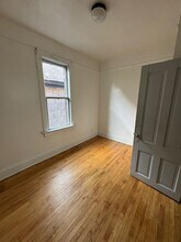 2326 W Burnham St in Milwaukee, WI - Building Photo - Building Photo