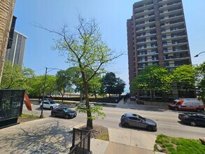 5906 N Sheridan Rd in Chicago, IL - Building Photo - Building Photo