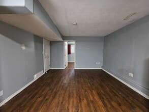 46084 Clare Ave in Chilliwack, BC - Building Photo - Building Photo