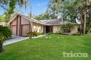 835 Stonybrook Cir in Port Orange, FL - Building Photo