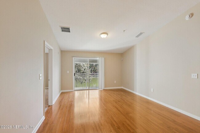 7067 Deer Lodge Cir in Jacksonville, FL - Building Photo - Building Photo