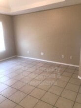 1304 E Quail St in Pharr, TX - Building Photo - Building Photo