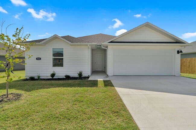 940 Rently St in Prairie Grove, AR - Building Photo - Building Photo