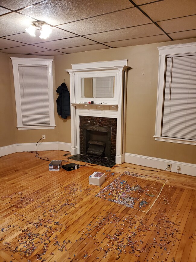 135 Bellingham Ave, Unit 1 in Revere, MA - Building Photo - Building Photo