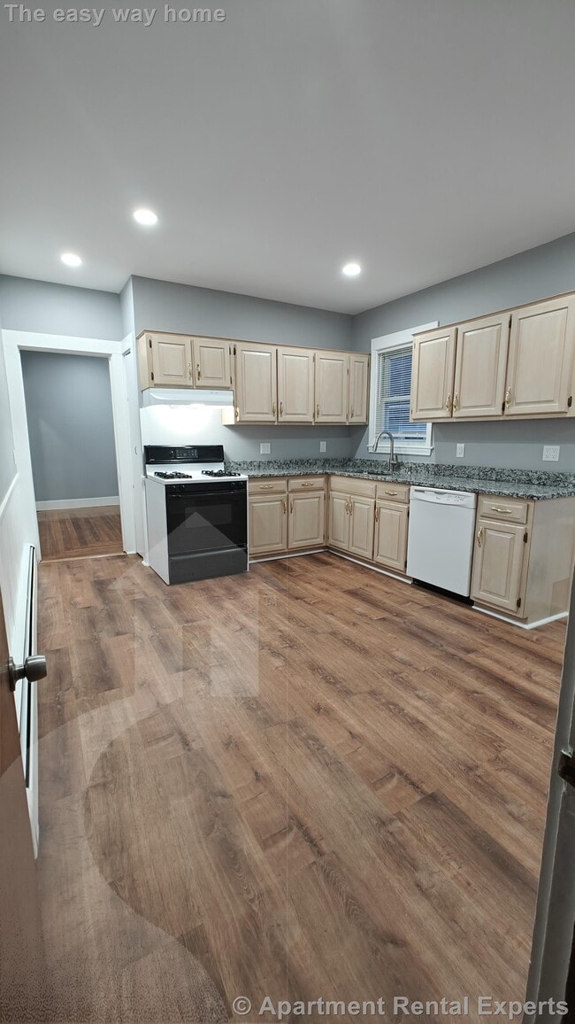 308 Spring Street Extension