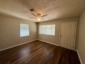 5105 Lewis Ln in North Little Rock, AR - Foto de edificio - Building Photo