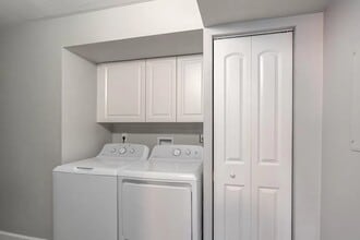 4070 Looking Glass Ln, Unit 5 in Naples, FL - Building Photo - Building Photo