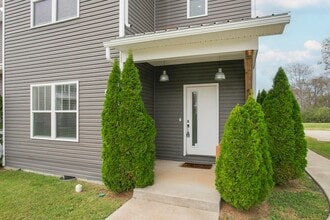 3637 Hydes Ferry Rd in Nashville, TN - Building Photo - Building Photo