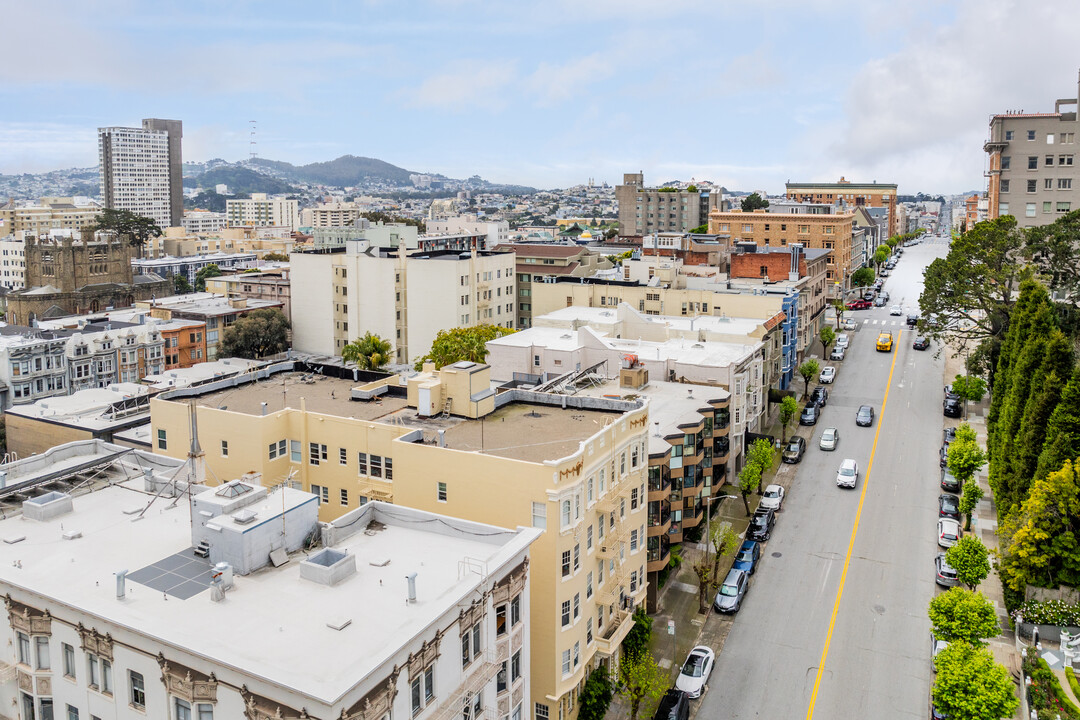 Pacific Heights in San Francisco, CA - Building Photo