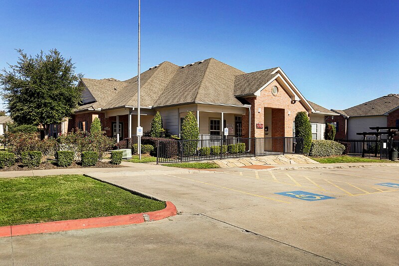 9700 FM 1097 in Willis, TX - Building Photo