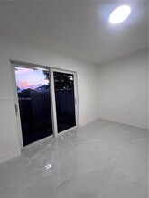 10058 SW 156th Ct in Miami, FL - Building Photo - Building Photo