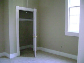 112 E Duffy St in Savannah, GA - Foto de edificio - Building Photo