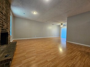 4502 Garden Center Dr in Springdale, AR - Building Photo - Building Photo