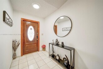 3044 SW 7th St in Miami, FL - Building Photo - Building Photo