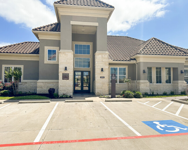 Trails at Lake Houston in Houston, TX - Building Photo - Building Photo