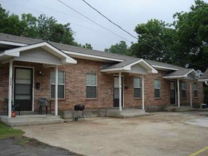 210-220 SE 16th in Paris, TX - Building Photo - Building Photo