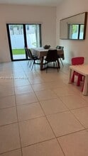 3425 W 113th St in Hialeah, FL - Building Photo - Building Photo
