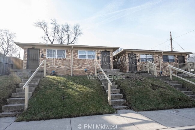 property at 821 Iowa St