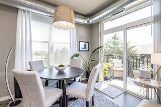 Mill on Main in Austin, MN - Foto de edificio - Interior Photo