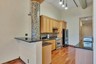 689 Marin Blvd in Jersey City, NJ - Building Photo - Building Photo