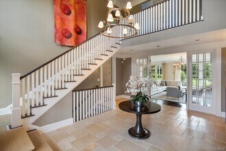 231 Flying Point Rd in Southampton, NY - Building Photo - Building Photo