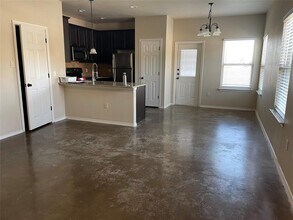 366 Joanne Lp in Buda, TX - Building Photo - Building Photo