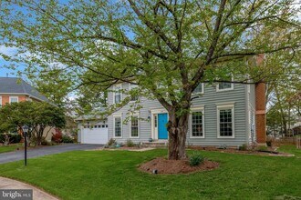 44116 Bristow Cir in Ashburn, VA - Building Photo - Building Photo