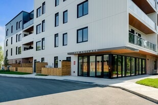 The Enclave in Brockville, ON - Building Photo