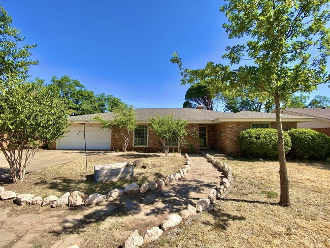 2134 52nd St in Lubbock, TX - Building Photo - Building Photo