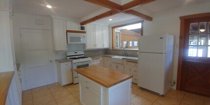 3555 Colonial Ave, Unit Colonial Ave 2026 in Los Angeles, CA - Building Photo - Building Photo